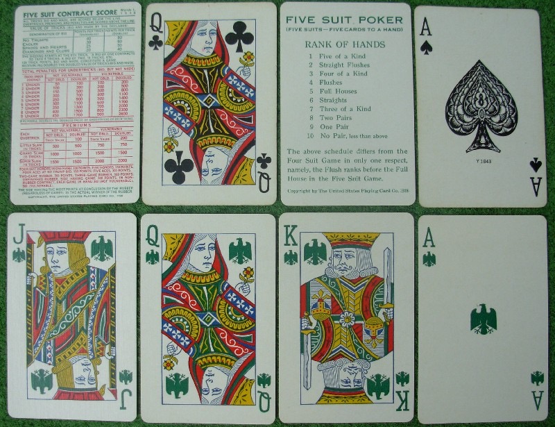 При наличии дополнительной масти в покере могут появиться совсем мощные комбинации — например, Five of a Kind, пять одинаковых карт